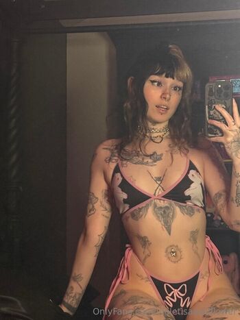 Full leaked Violetisawallflower page private onlyfans photo