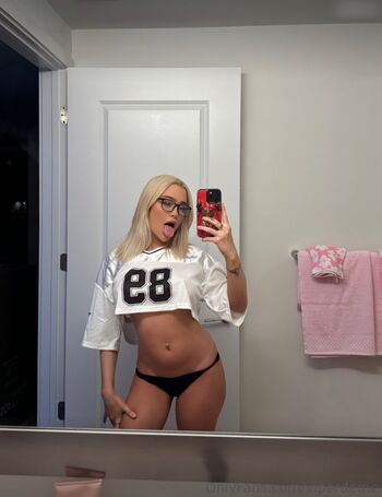 Full leaked Viperdeme private onlyfans photo