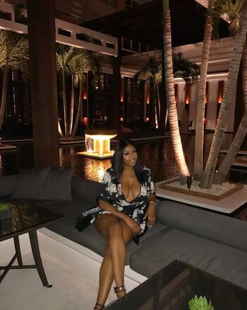 Full leaked Vivi private onlyfans photo