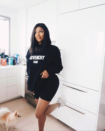 Full leaked Vivi private onlyfans photo