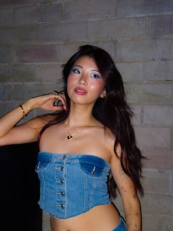 Full leaked Vivian marie wong private onlyfans photo