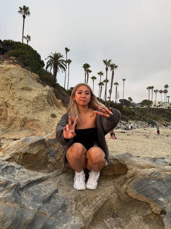 Full leaked Vivntrn abg page private onlyfans photo