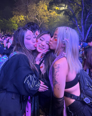 Full leaked Vivntrn abg page private onlyfans photo