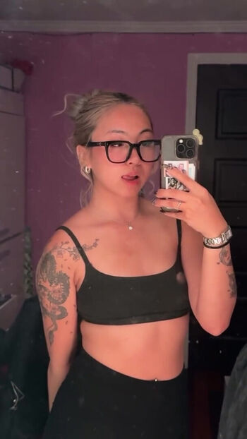 Full leaked Vivntrn abg page private onlyfans photo