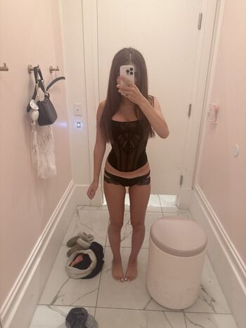 Full leaked Vivylue private onlyfans photo
