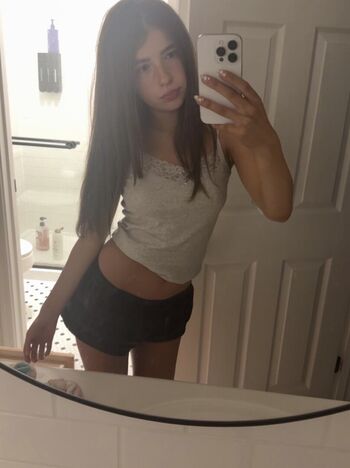 Full leaked Vivylue private onlyfans photo