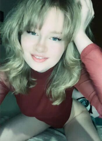 Full leaked Vixnroo private onlyfans photo