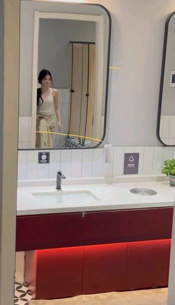 Voyeur Asian Pissing Toilet &Amp; Upskirts Only