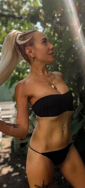 Full leaked Vrednashka private onlyfans photo