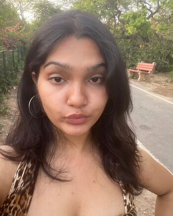 Full leaked Vrindardddd private onlyfans photo