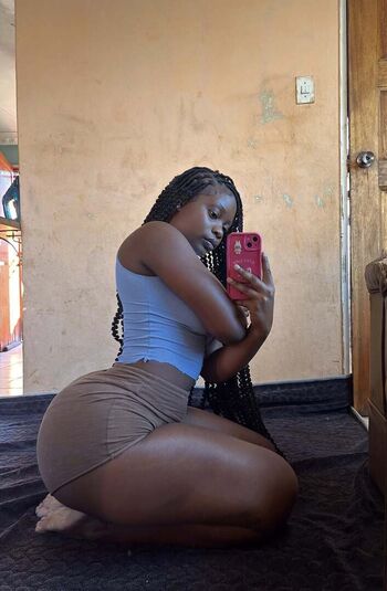 Full leaked Vunene taiwo mabunda private onlyfans photo