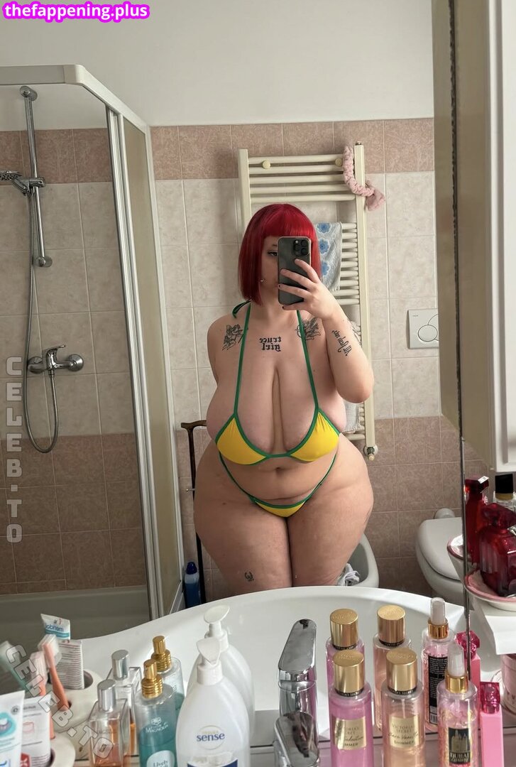 Mxmmytina / Vvalentinabonetalli Nude OnlyFans Photo #143