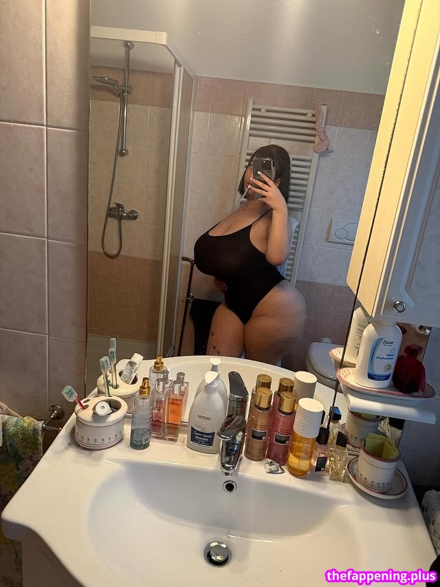 Mxmmytina / Vvalentinabonetalli Foto OnlyFans Nuda #184