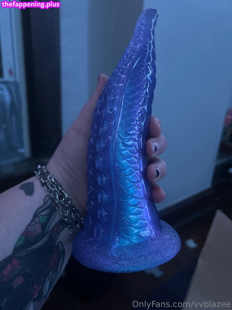 vvblazee / vvibez_ Meztelen OnlyFans Fotó #6