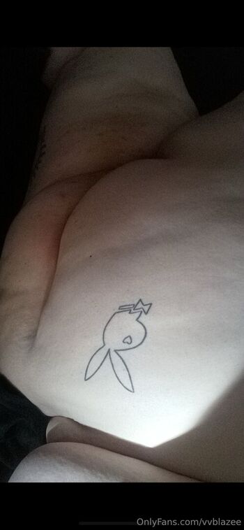 Full leaked Vvblazee private onlyfans photo