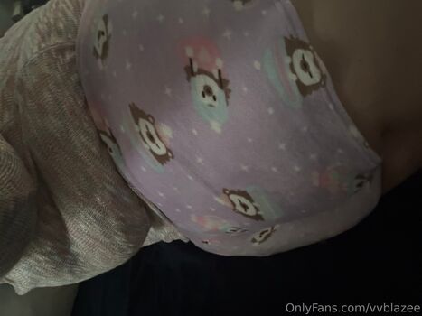 Full leaked Vvblazee private onlyfans photo