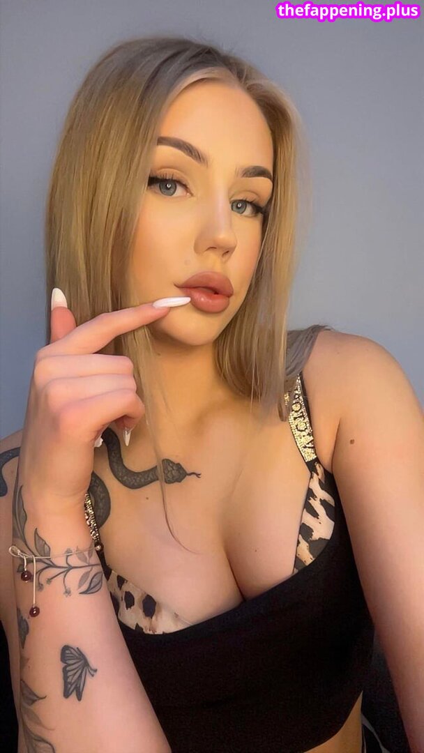 Vvikaraa / vikaraa_by_km ヌードOnlyFans写真 #41