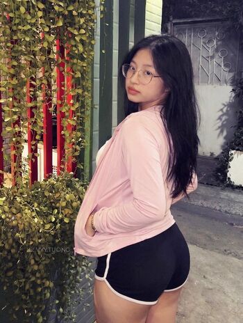 Full leaked Vyy tuong page private onlyfans photo