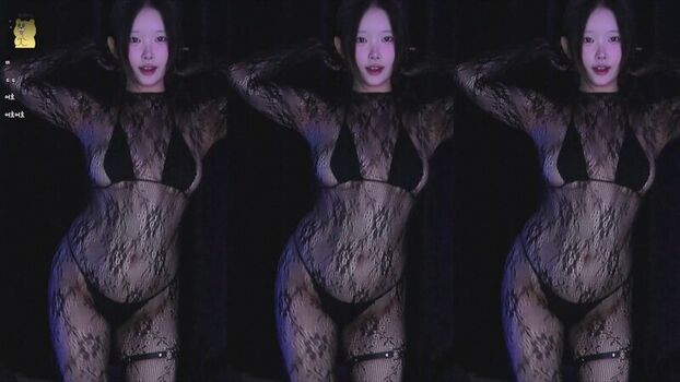 Full leaked W n private onlyfans photo