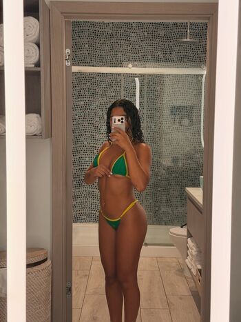 Full leaked Wahyne private onlyfans photo