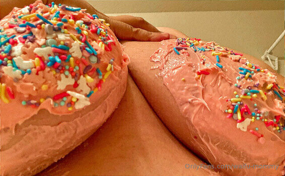 Full leaked Waifu mommy page private onlyfans photo