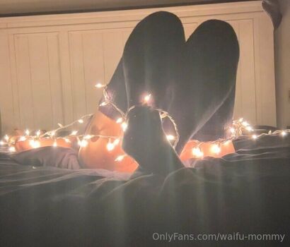 Full leaked Waifu mommy page private onlyfans photo