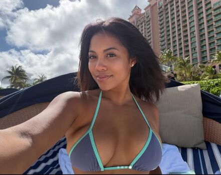 Full leaked Waiyi chan private onlyfans photo