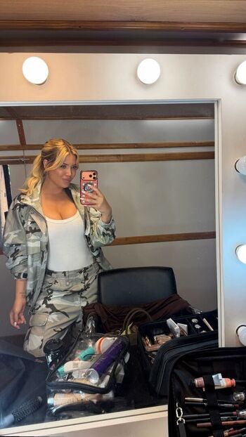 Full leaked Wanda nara page private onlyfans photo