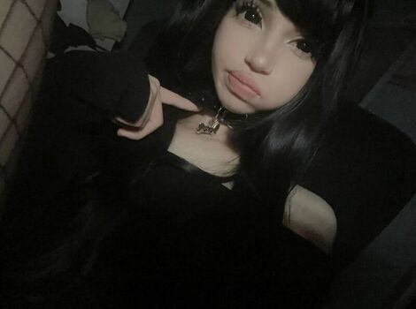 Full leaked Weakdoll asmr private onlyfans photo
