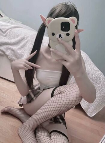 Full leaked Weakdoll asmr private onlyfans photo