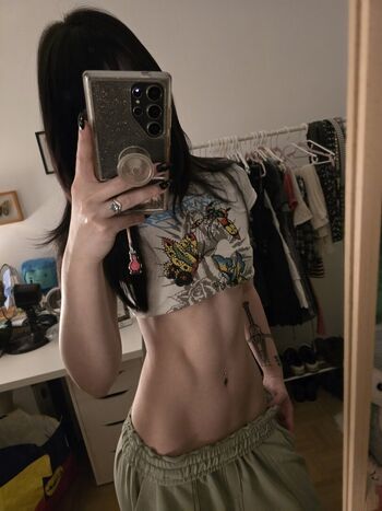 Full leaked Weeniestwee private onlyfans photo