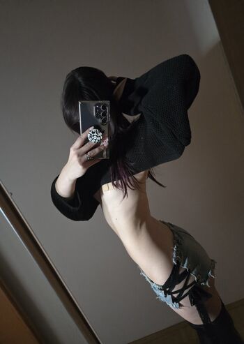 Full leaked Weeniestwee private onlyfans photo