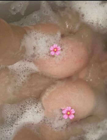 Full leaked Weenzly private onlyfans photo