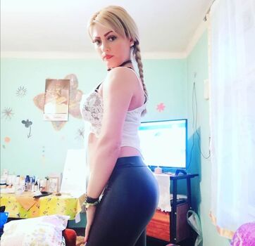 Full leaked Wells popovic private onlyfans photo