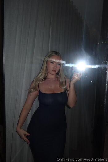 Full leaked Wettmelons  page private onlyfans photo