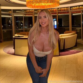 Full leaked Wettmelons private onlyfans photo