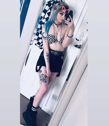 Full leaked Whatsernamexgaming private onlyfans photo