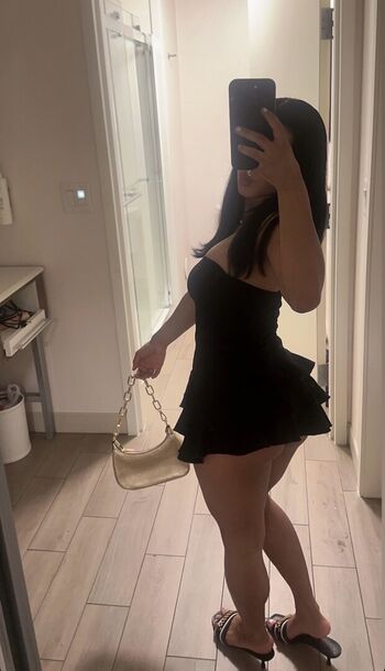 Full leaked Who is this  page private onlyfans photo