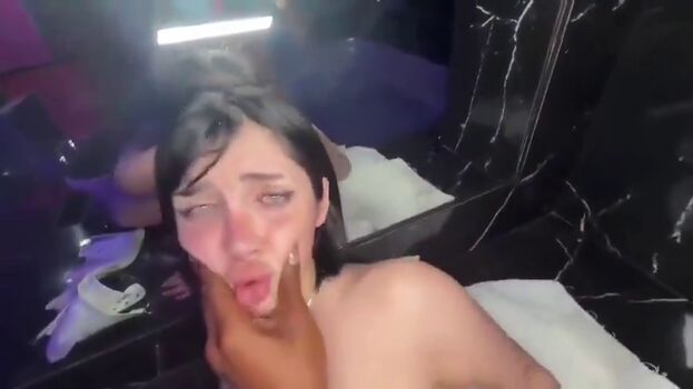 Full leaked Caties/ private onlyfans photo