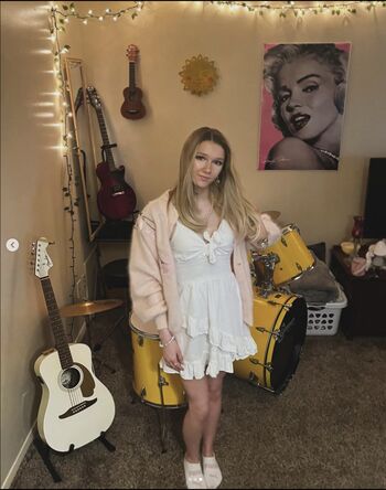 Full leaked Misha ian/ private onlyfans photo