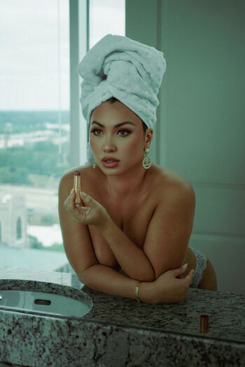 Full leaked Priberry / private onlyfans photo