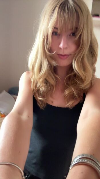 Full leaked Anna kostenko/ private onlyfans photo