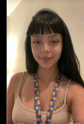 Full leaked Halee model/ private onlyfans photo