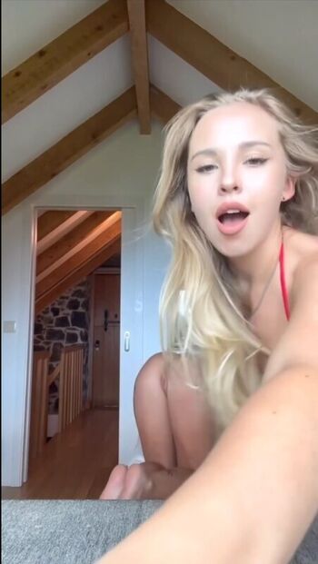 Full leaked Lunchbaglujan / private onlyfans photo