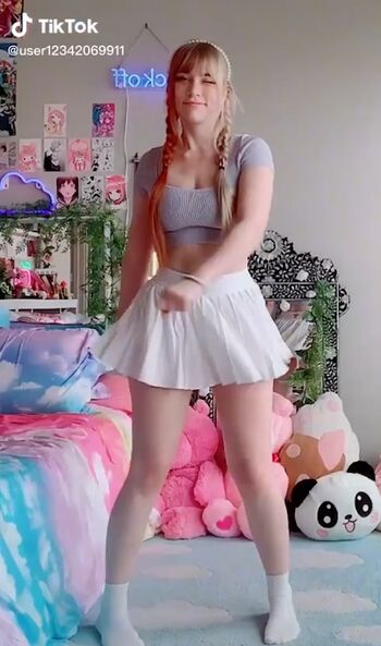 Full leaked Alessandra liu / private onlyfans photo