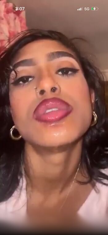 Full leaked Reina ohara/ private onlyfans photo