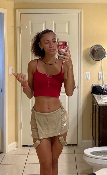 Full leaked Sophhcxfree / private onlyfans photo