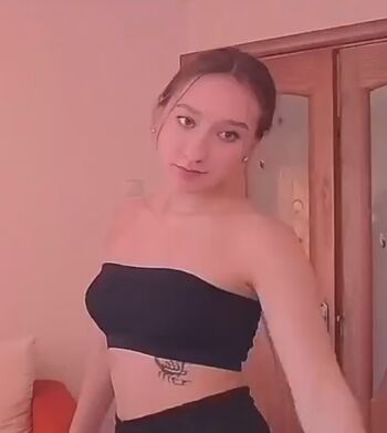 Full leaked Adriannarodriguez/ private onlyfans photo