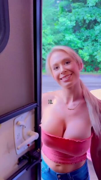Full leaked Phantomhotwife/ private onlyfans photo