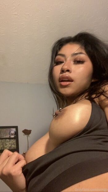 Full leaked Onlytease/ private onlyfans photo